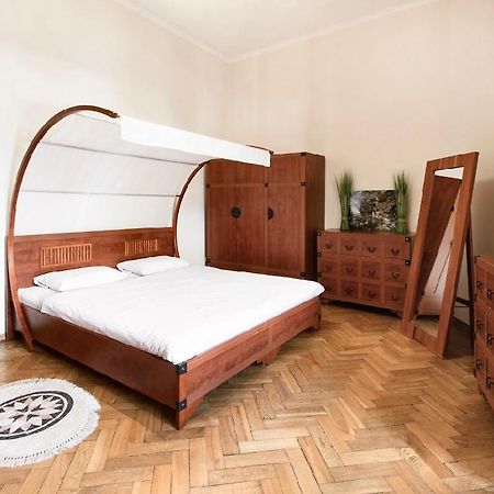 Vidfort Вороного Lviv Ngoại thất bức ảnh