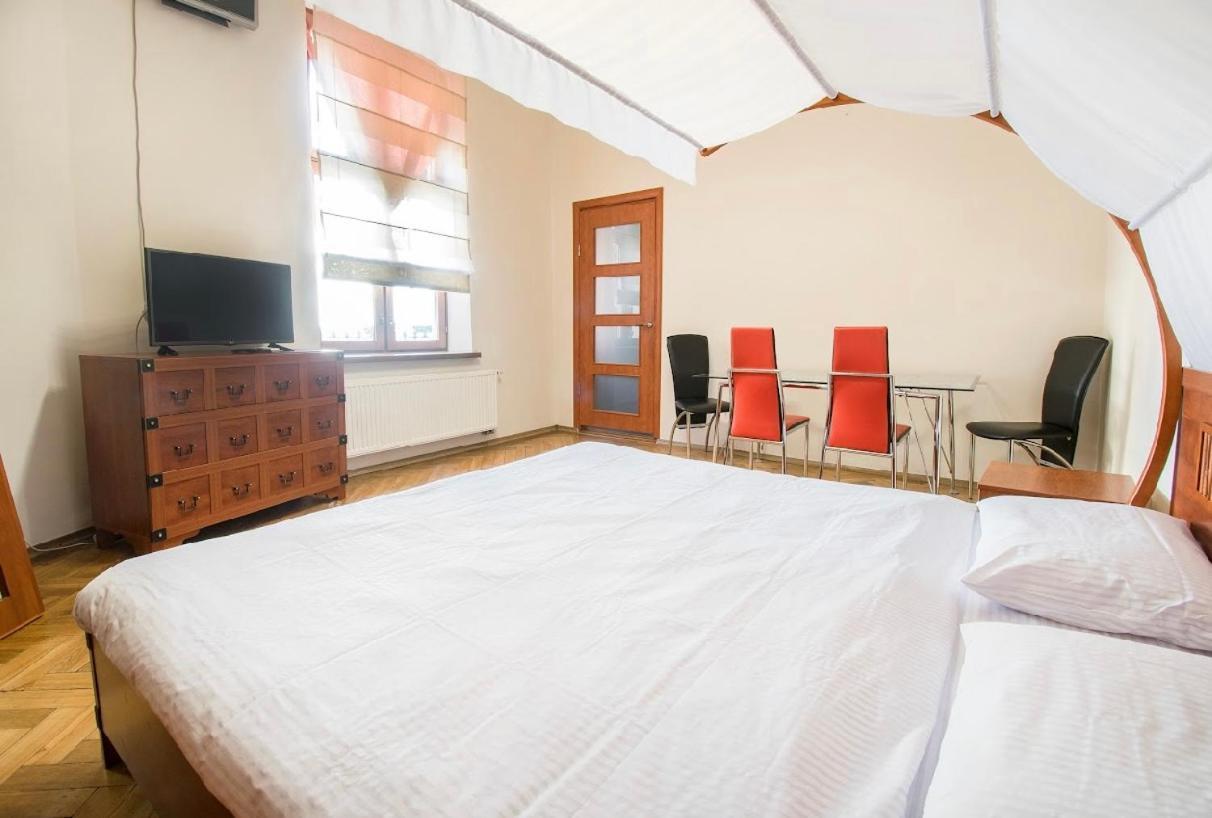 Vidfort Вороного Lviv Ngoại thất bức ảnh